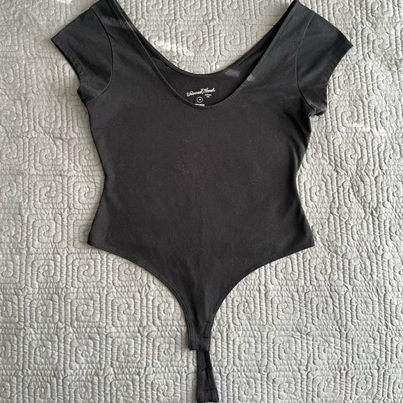 Universal Thread Black Bodysuit - Picture 1 of 3